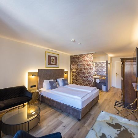 Schlosshotel Mondsee Bagian luar foto