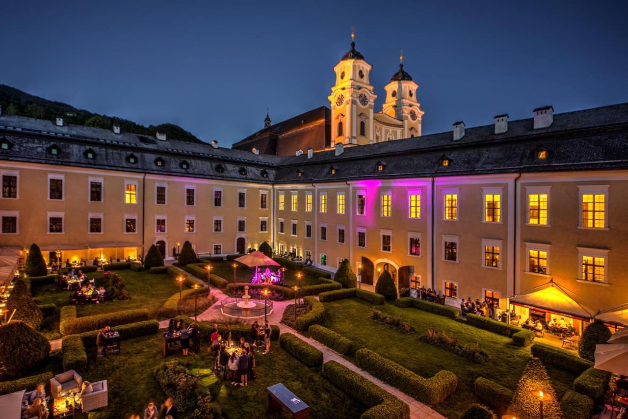 Schlosshotel Mondsee Bagian luar foto