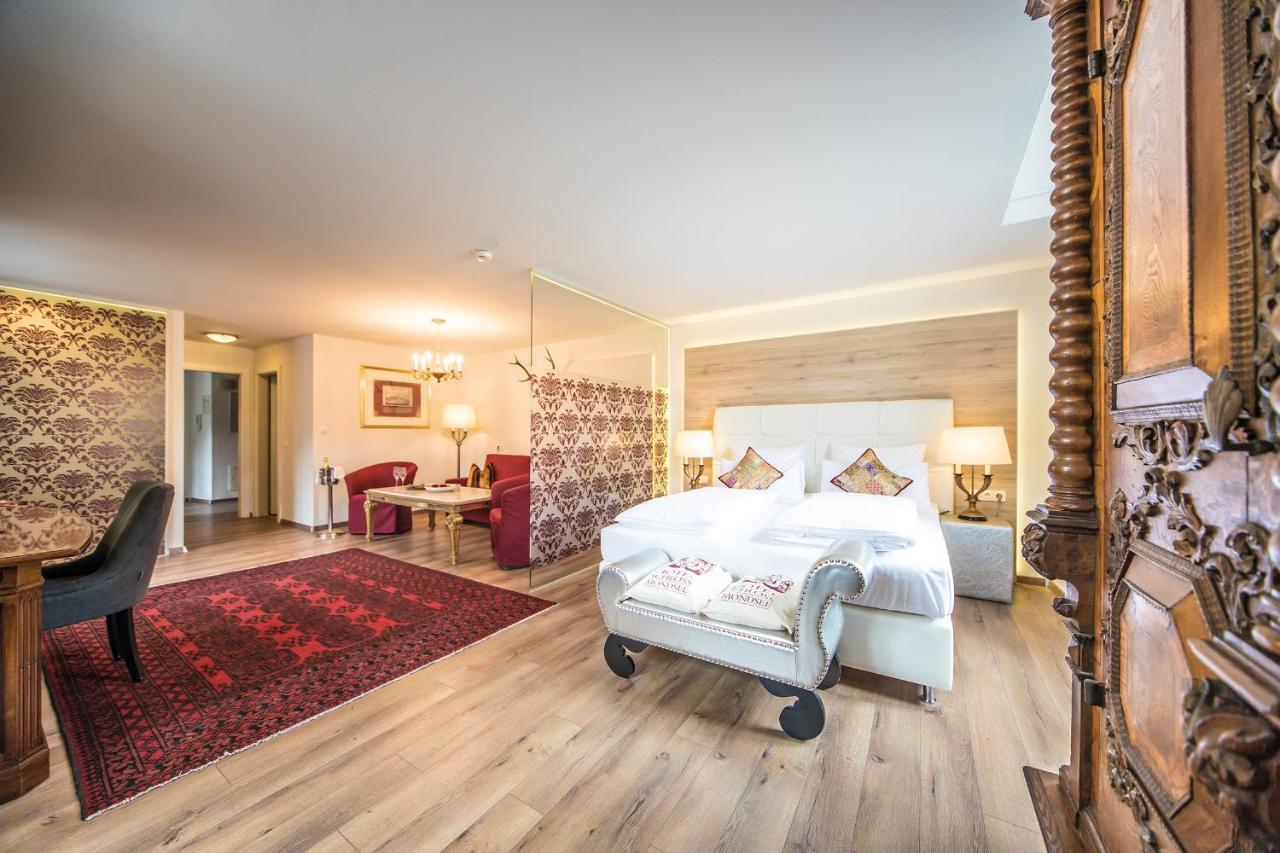 Schlosshotel Mondsee Bagian luar foto