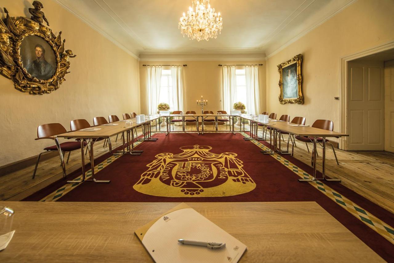 Schlosshotel Mondsee Bagian luar foto