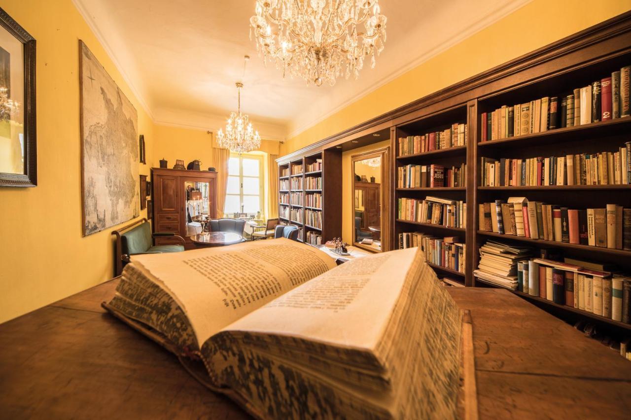 Schlosshotel Mondsee Bagian luar foto